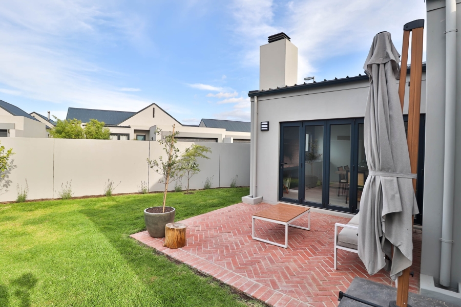 3 Bedroom Property for Sale in Aan de Wijnlanden Western Cape